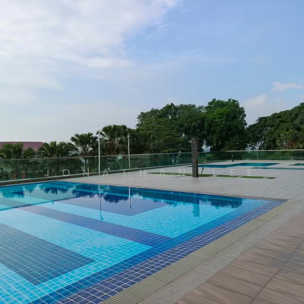 Service Residence for Sale at Paragon Residences @ Straits View - Jonathan Lee - Pool - PropertyGuru.com.my