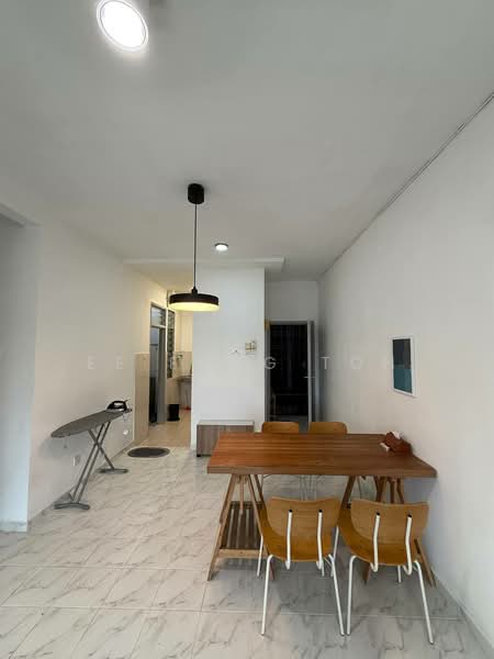 Pangsapuri untuk Dijual di Idaman Senibong - Ee Fong Toh - Dining Room - PropertyGuru.com.my