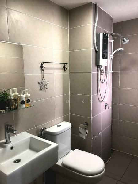 Service Residence for Sale at Emira Residence - David Kok - Bathroom - PropertyGuru.com.my