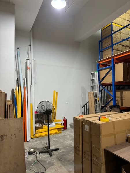 Shop / Office for Rent in Taman Sains Selangor (Kota Damansara) - Winson Lum - Interior - PropertyGuru.com.my