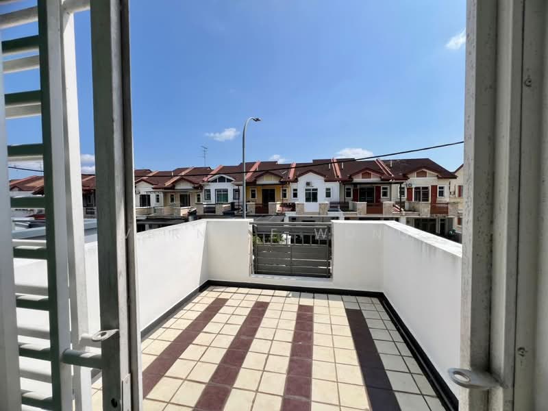 2-storey Terraced House for Sale in Austin Crest (Johor Bahru) - Vernice Wong - Exterior - PropertyGuru.com.my