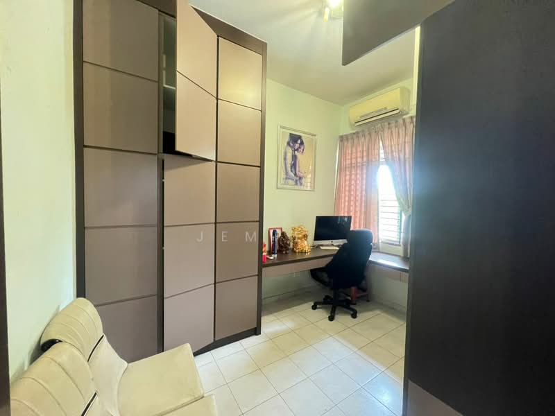 For Rent - Austin Perdana