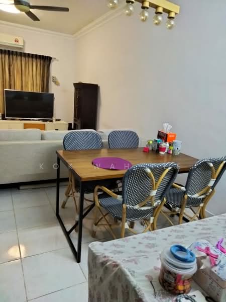 Rumah Teres 2 Tingkat untuk Dijual di Bukit Rahman Putra (Sungai Buloh) - Kok Wah Yee - Living Room - PropertyGuru.com.my