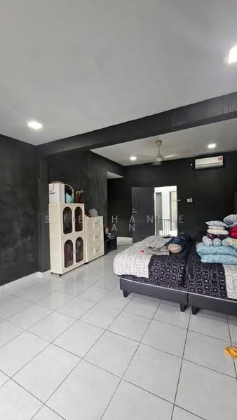 2-storey Terraced House for Sale in Bandar Tiram (Ulu Tiram) - Stephanie Gan - Bedroom - PropertyGuru.com.my