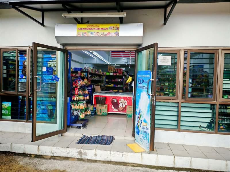 Kondominium untuk Dijual di Residensi Zamrud - Azizirrahim . - Exterior - PropertyGuru.com.my