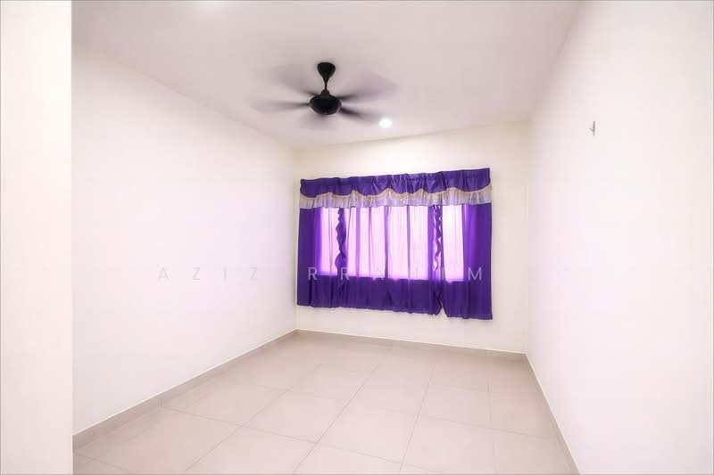 Kondominium untuk Dijual di Residensi Zamrud - Azizirrahim . - Interior - PropertyGuru.com.my