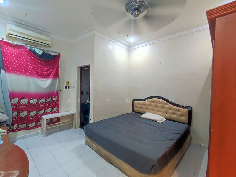 1-storey Terraced House for Rent in Kluang (Johor) - Chia Yin Kow - Bedroom - PropertyGuru.com.my