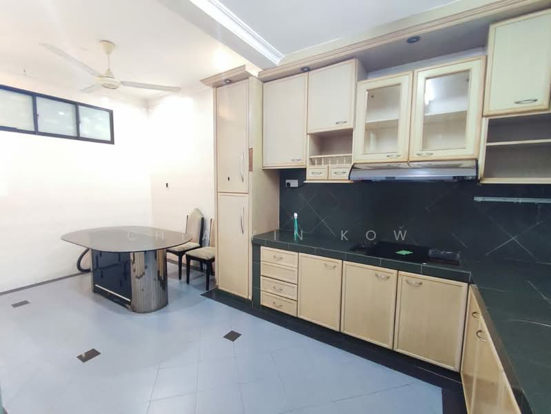 1-storey Terraced House for Rent in Kluang (Johor) - Chia Yin Kow - Kitchen - PropertyGuru.com.my
