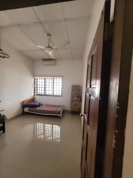 Rumah Teres 1 Tingkat untuk Dijual di SS4 (Petaling Jaya) - Felicia Ng - Bedroom - PropertyGuru.com.my