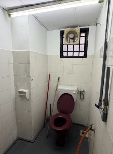 Office for Rent in Taman Kasturi (Cheras) - Desmond Low - Bathroom - PropertyGuru.com.my