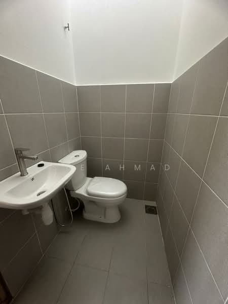 1-storey Terraced House for Sale in Mantin (Negeri Sembilan) - Sue Ahmad - Bathroom - PropertyGuru.com.my