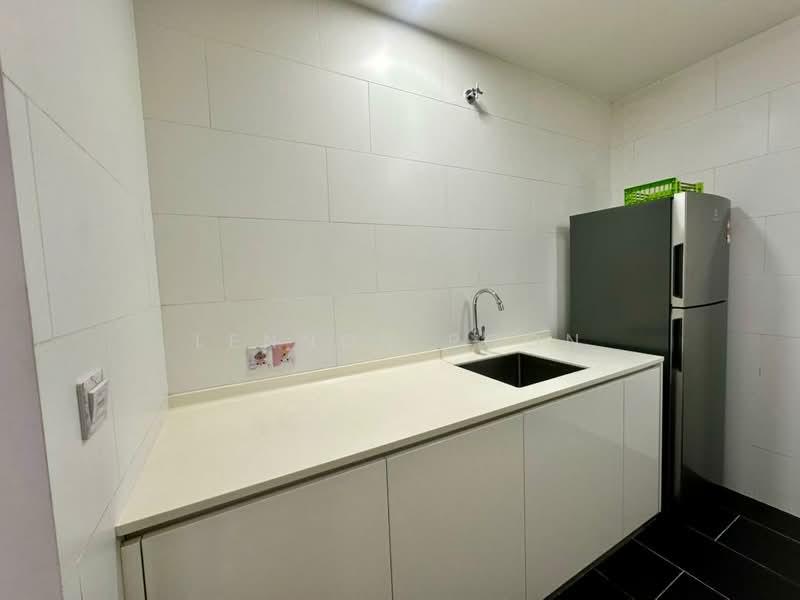 Service Residence for Rent at SqWhere Service Apartments - Lennon Poon - Kitchen - PropertyGuru.com.my