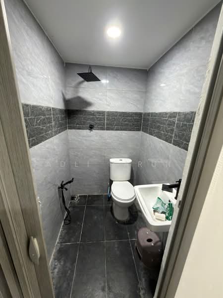 2-storey Terraced House for Sale in Taman Plentong Utama (Masai) - Adli Harun - Bathroom - PropertyGuru.com.my
