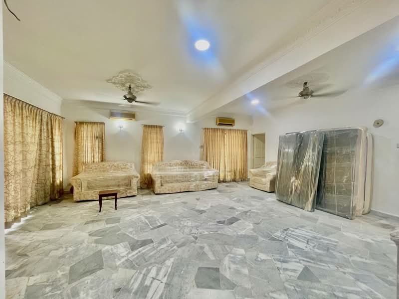 2-storey Terraced House for Sale in Usj 24 (Subang Jaya) - Afiqah . - Living Room - PropertyGuru.com.my