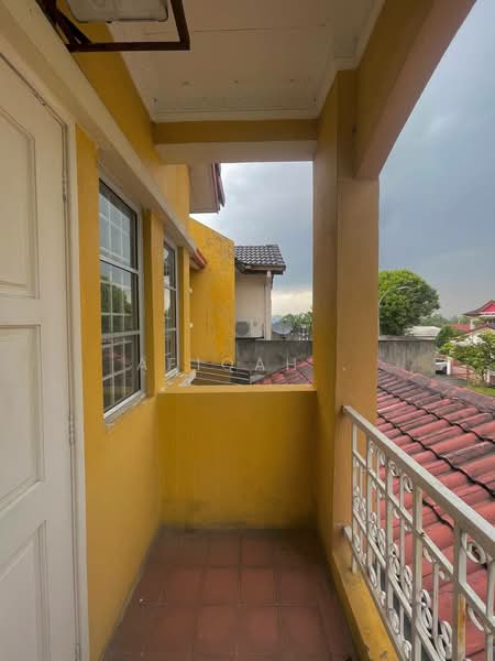 2-storey Terraced House for Sale in Usj 24 (Subang Jaya) - Afiqah . - Balcony - PropertyGuru.com.my