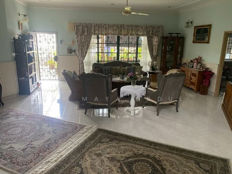 Bungalow for Sale in Ampang Jaya (Ampang) - Cik Maya Abdul - Living Room - PropertyGuru.com.my