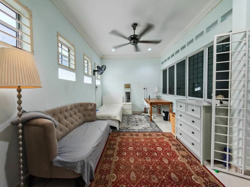 Bungalow for Sale in Ampang Jaya (Ampang) - Cik Maya Abdul - Bedroom - PropertyGuru.com.my