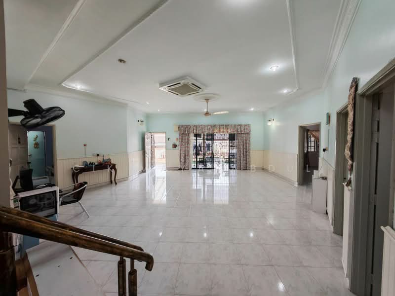 Bungalow for Sale in Ampang Jaya (Ampang) - Cik Maya Abdul - Living Room - PropertyGuru.com.my