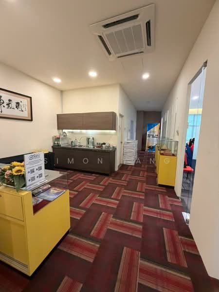 Shop / Office for Rent in Bandar Puteri Puchong (Puchong) - Simon Yang - Corridor - PropertyGuru.com.my