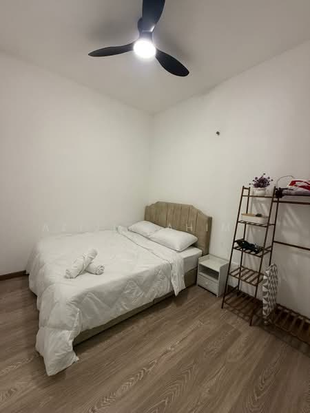Kediaman Servis untuk Disewa di MIRAI Residences - Azizirrahim . - Bedroom - PropertyGuru.com.my