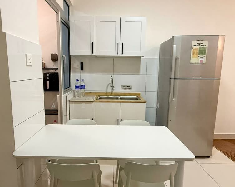 Kediaman Servis untuk Disewa di MIRAI Residences - Azizirrahim . - Kitchen - PropertyGuru.com.my