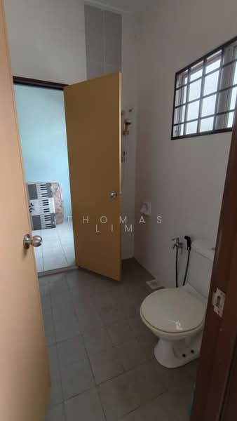 Semi-Detached House for Sale in Setia Impian (Setia Alam) - Thomas Lim - Bathroom - PropertyGuru.com.my