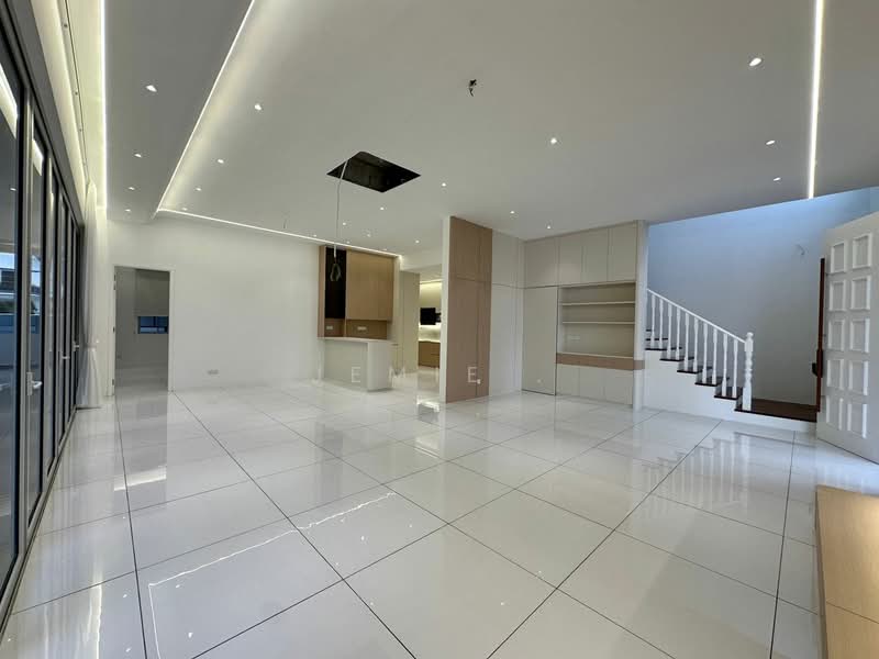 Cluster House for Sale in Taman Ekoflora (Johor Bahru) - Jemie . - Living Room - PropertyGuru.com.my