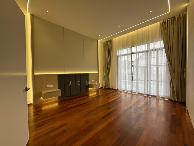 Cluster House for Sale in Taman Ekoflora (Johor Bahru) - Jemie . - Bedroom - PropertyGuru.com.my