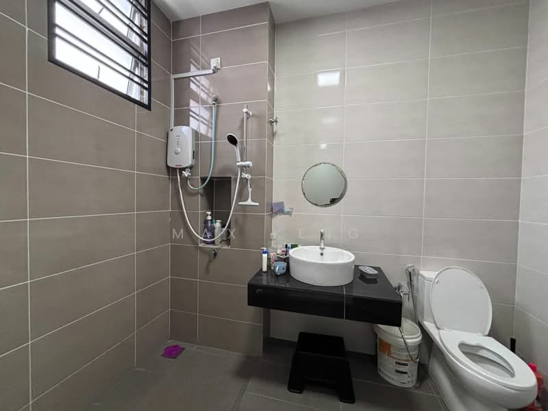 Rumah Teres untuk Dijual di Kangkar Pulai (Skudai) - Max Keng - Bathroom - PropertyGuru.com.my