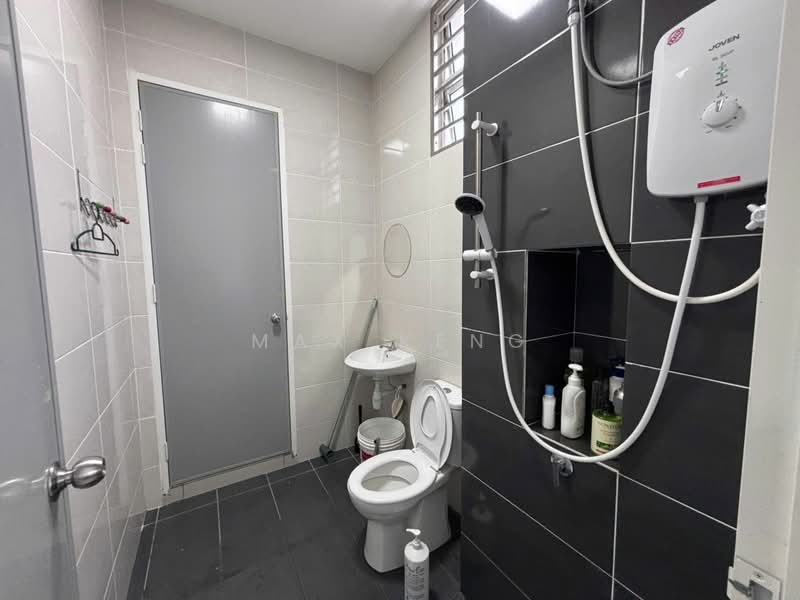 Rumah Teres untuk Dijual di Kangkar Pulai (Skudai) - Max Keng - Bathroom - PropertyGuru.com.my
