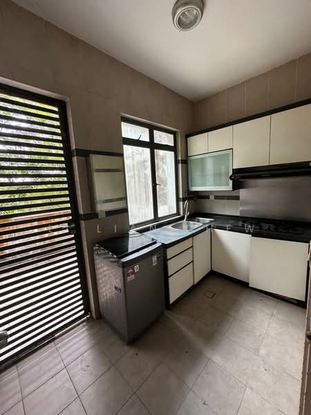 Semi-Detached House for Rent in East Ledang (Iskandar Puteri (Nusajaya)) - Li Lian Chew - Kitchen - PropertyGuru.com.my
