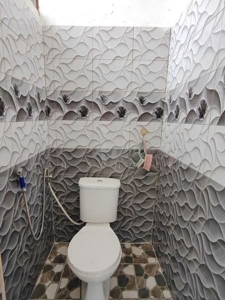 Rumah Teres 1 Tingkat untuk Dijual di Sungai Petani (Kedah) - Yan Sung Lee - Bathroom - PropertyGuru.com.my