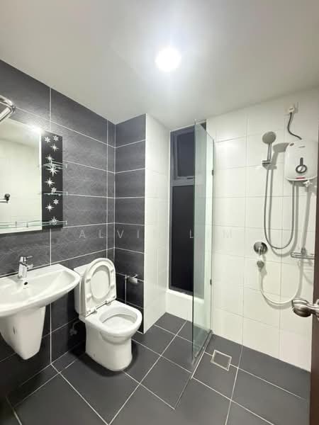 Service Residence for Rent at V@SUMMERPLACE - Alvin Lim - Bathroom - PropertyGuru.com.my
