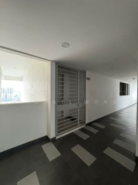 Servis Apartment untuk Disewa di Far East - Michael Wong - Corridor - PropertyGuru.com.my
