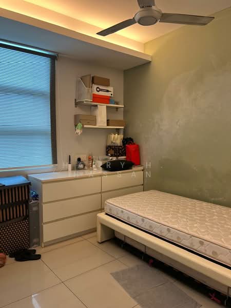 Service Residence for Sale at The Zest @ Kinrara 9 - Harry H. Hassan - Bedroom - PropertyGuru.com.my