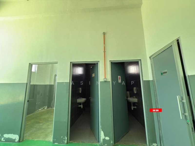 Detached Factory for Rent in Bukit Minyak (Penang) - Jiasin Yap - Bathroom - PropertyGuru.com.my