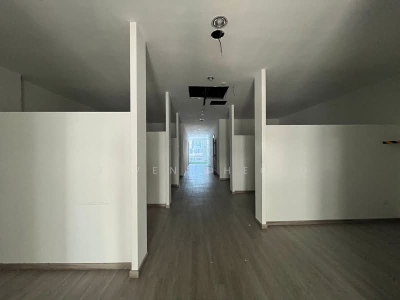 Shop for Rent in Bandar Baru Sri Petaling (Sri Petaling) - Steven Cheong - Corridor - PropertyGuru.com.my