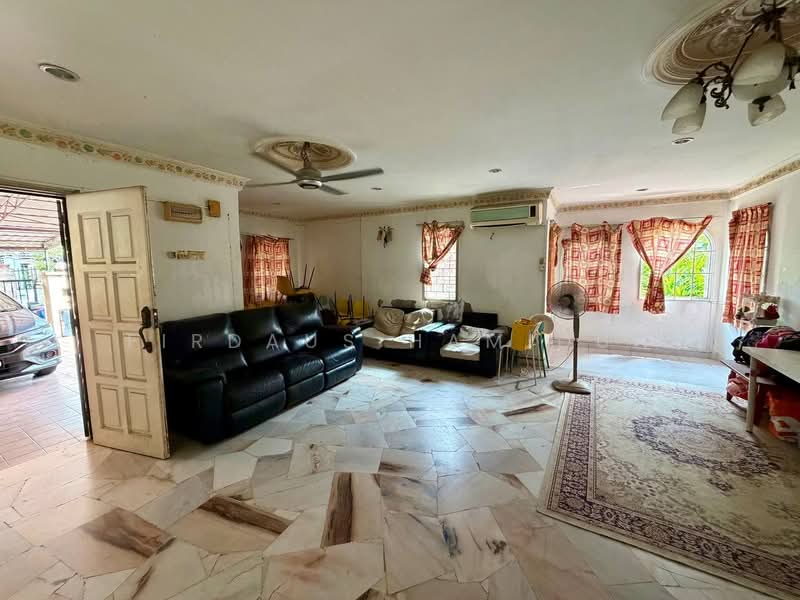 For Sale - Taman Bunga Negara