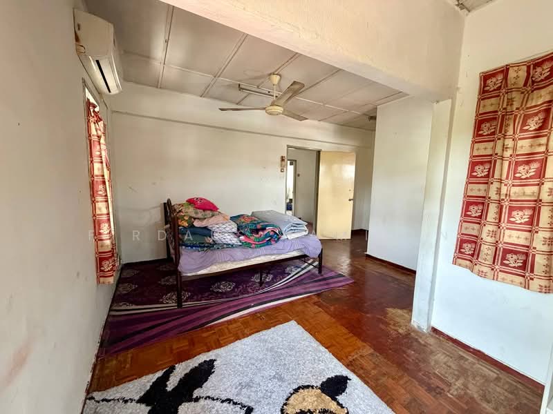 For Sale - Taman Bunga Negara