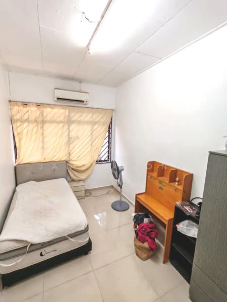 2-storey Terraced House for Rent in Taman Bukit Mewah (Tampoi) - Janice Yong - Bedroom - PropertyGuru.com.my