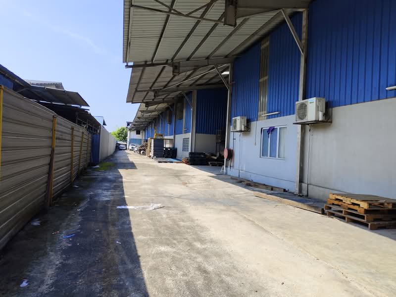 Factory for Rent in Bukit Kemuning (Shah Alam) - Evie Au - Exterior - PropertyGuru.com.my