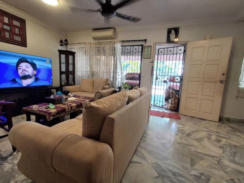 2-storey Terraced House for Sale in Gasing Indah (Petaling Jaya) - Flora T - Living Room - PropertyGuru.com.my