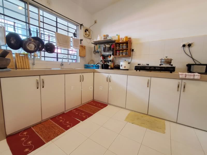 2-storey Terraced House for Sale in Gasing Indah (Petaling Jaya) - Flora T - Kitchen - PropertyGuru.com.my