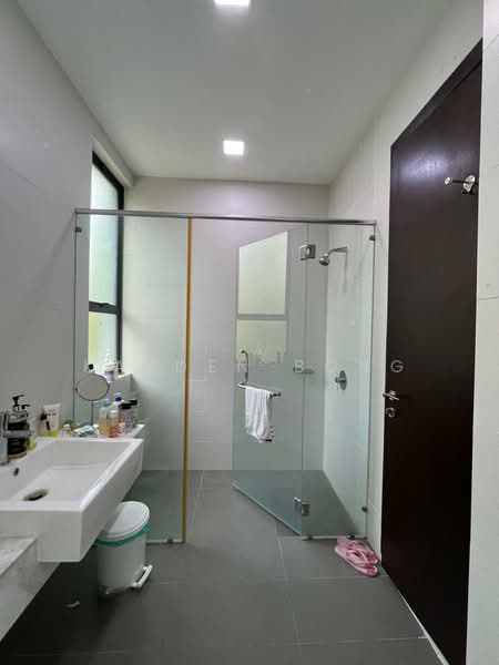 Semi-Detached House for Sale in Bandar Bukit Puchong 2 (Puchong) - Kayden Bong - Bathroom - PropertyGuru.com.my
