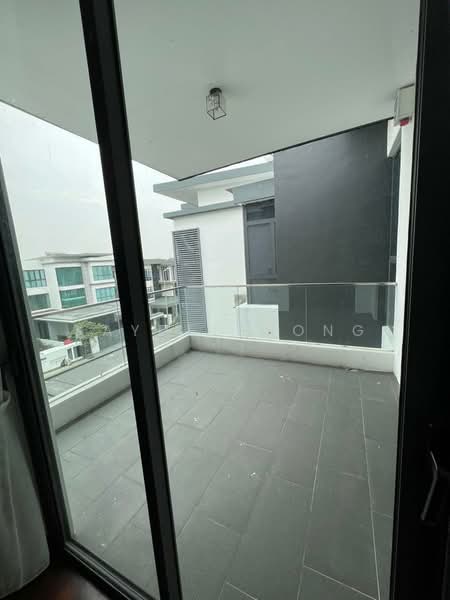 Semi-Detached House for Sale in Bandar Bukit Puchong 2 (Puchong) - Kayden Bong - Balcony - PropertyGuru.com.my