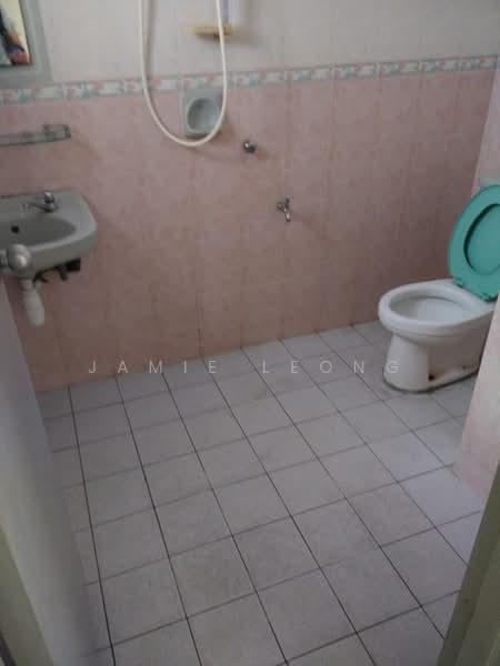 Condominium for Sale at Menara KLH Puchong - Jamie Leong - Bathroom - PropertyGuru.com.my