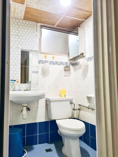 Kondominium untuk Disewa di U Garden Resort Condominium - Andrew Chow - Bathroom - PropertyGuru.com.my
