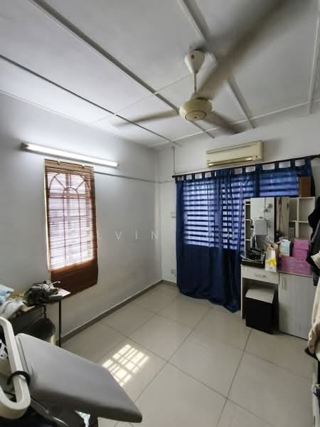 2-storey Terraced House for Sale at Taman Taming Jaya - Alvin Loh - Bedroom - PropertyGuru.com.my