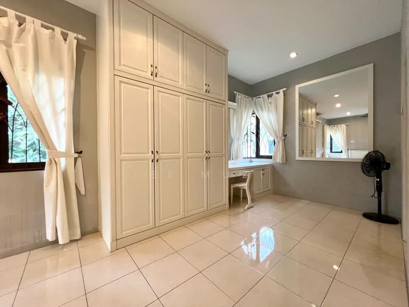 Bungalow for Sale in Ipoh (Perak) - Lee Muzi - Bedroom - PropertyGuru.com.my