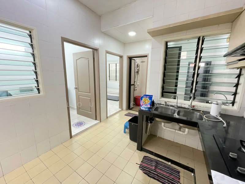 1-storey Terraced House for Sale in Bukit Raja (Selangor) - Louis Chan - Kitchen - PropertyGuru.com.my